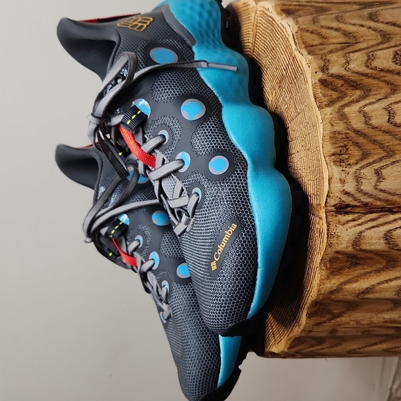 Columbia Women's Trail Running Shoes Size 8 Gray Blue Yellow Rubber Outsole - Picture 3 of 12